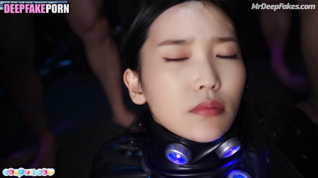 All of guys in this gangbang 한국어 leave cumshot on IU's face Korean 아이유