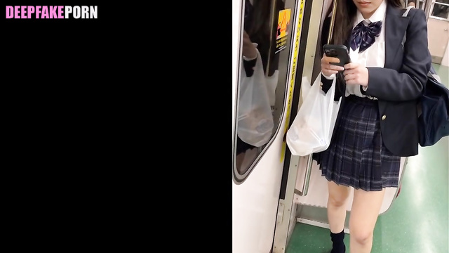 ディープフェイク Deepfake Minami Hamabe 浜辺美波 is very open minded with stranger