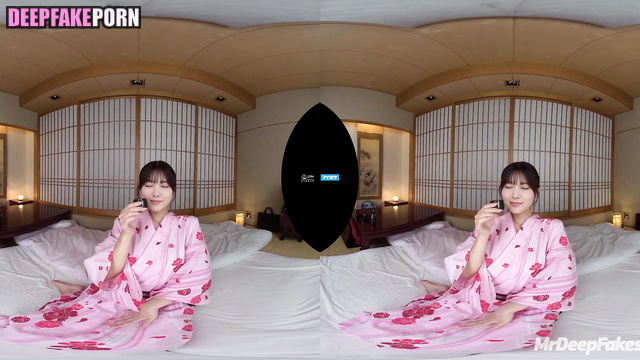 Shy japanese babe is ready for her first sex / 本物の偽物 セックスシーン