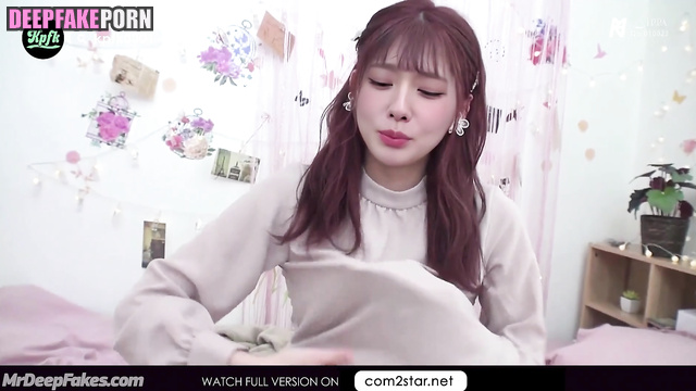 Miyeon (조미연 딥페이크 영상) can cum from nipples stimulation / fakeapp