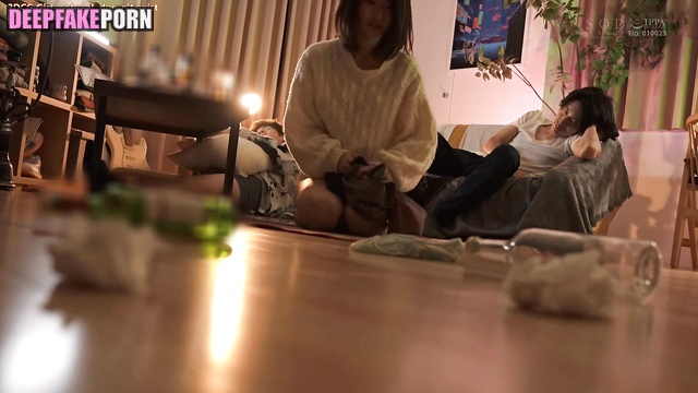 Best friends decided to fuck her - foursome porn with cute IU 아이유 연예인 섹스