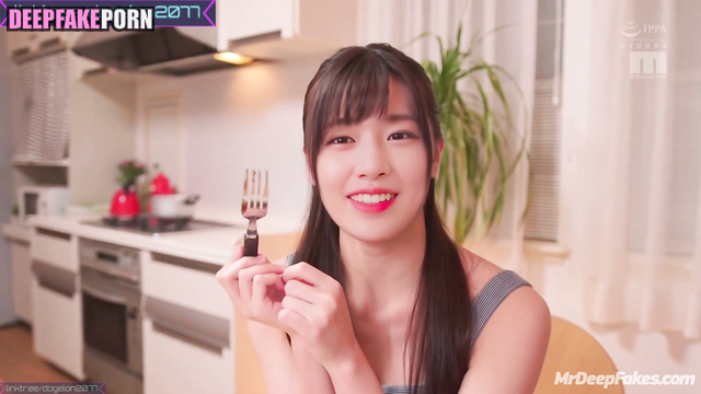 Shy housewife fucking with lover in bath [アイズワン セックスシーン] fakeapp Yujin