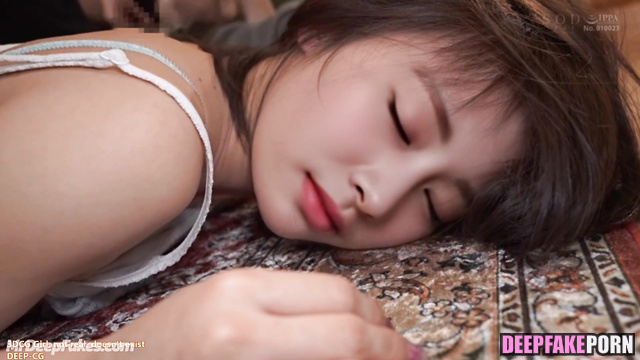 トゥワイス セレブのセックス foursome fuck with drunk and sleepy Tzuyu (face swap)