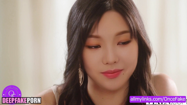 (카리나 에스파) wild fuck with her foreign lover / Karina in hot sex tapes [PREMIUM]