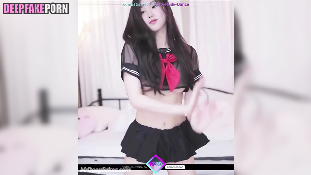 Crazy schoolgirl jumping and dancing - fake Karina (카리나 에스파)