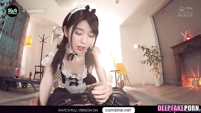 Sexy housemaid earning money on your cock [아이유 연예인 섹스] fake IU