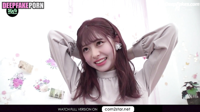 Guy playing with her small nipples / ルセラフィム セックスシーン fake Huh Yunjin