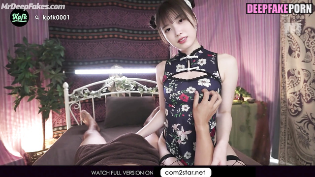 Young slut serving her first client [IU face swap] 아이유 딥페이크 영상