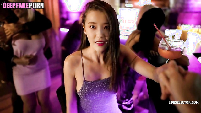 Escort bitch was picked up from a night club (아이유 섹스 장면) IU face swap [PREMIUM]