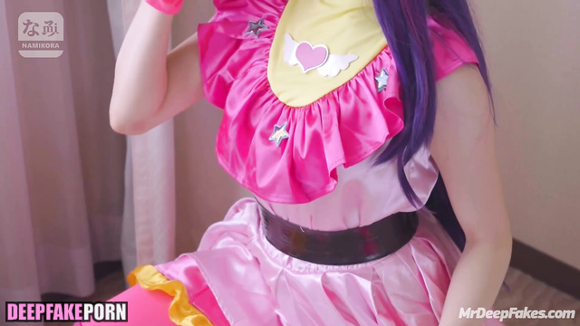 Kawaii Japanese えなこ celebrity Enako wants herself guy with big cock 日本人