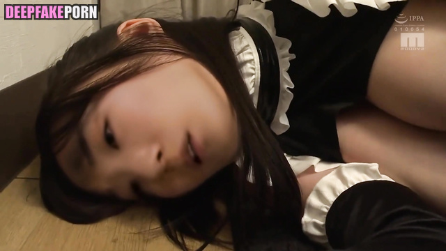 Porn of あらがき ゆい Aragaki Yui ポルノ being dirty maid with my cum in pussy