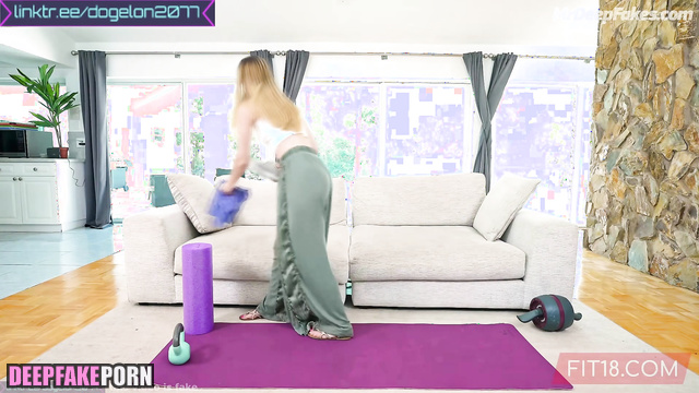 전소미 아이오아이 Somi adores naked yoga and fuck after / deepfake video