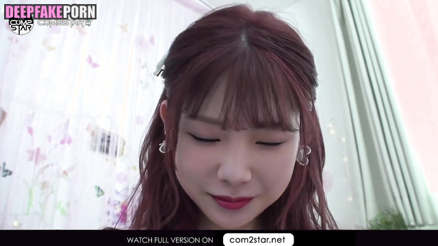 Stranger playing with her cute nipples / (Taeyeon pov fakeapp) 少女時代 本物の偽物