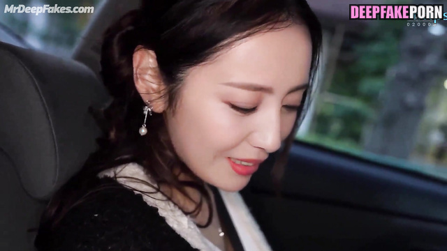 Fake Tong Liya almost agreed to play with a sex toy in your car 佟丽娅 真假