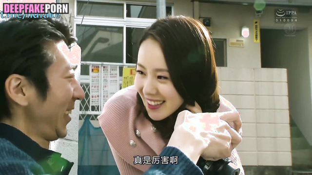 Chinese 中国人 star 刘诗诗 Liu ShiShi gets ready for passionate sex