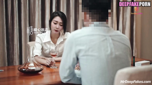 アイズワン セックスシーン footjob by the sweetest secretary - Minju in hot sex tapes