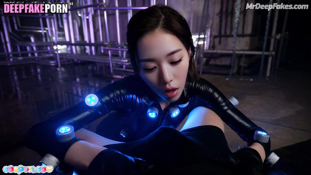 Awesome blowjob in fluorescent suit, Wonyoung pov fakeapp アイヴ セックスシーン