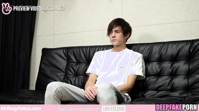 Producer is about to undress the sweet guy Sehun (세훈 엑소) - real fake