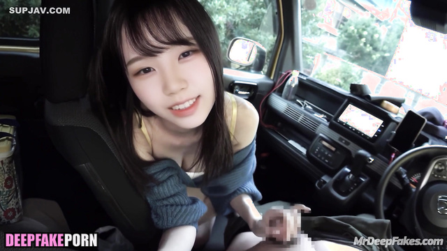 Young slut making handjob to truck driver (우정잉 섹스 장면), ai nanajam777