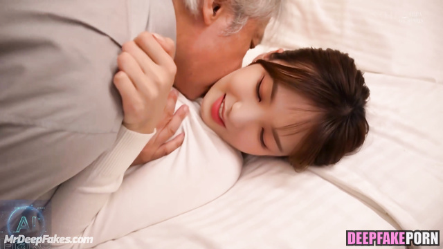 K-pop 케이팝 idol 카리나 Karina is sure that older men fuck better 에스파 aespa