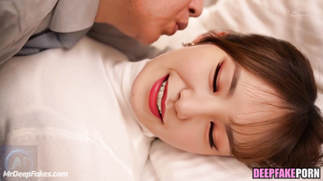 Old fart paid her cash for this fuck / 예지 있지 Yeji ugly celebrity sex