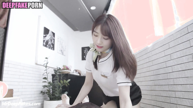 인터넷 연예인 Internet celebrity Chodan 쵸단 is happy to make me handjob in pov