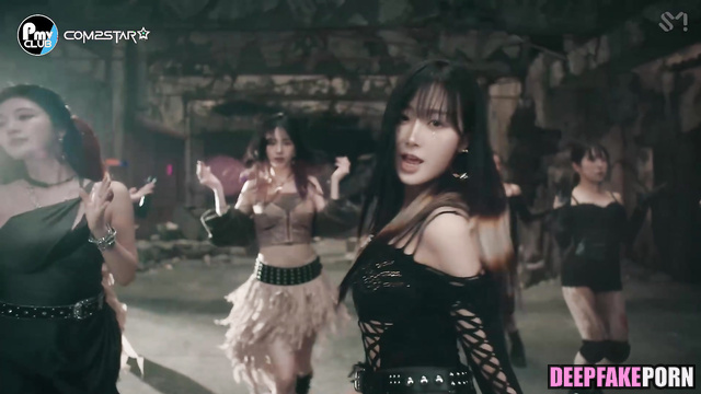 케이팝 K-pop idols of 에스파 aespa performed their dances on stage (compilation) [PREMIUM]