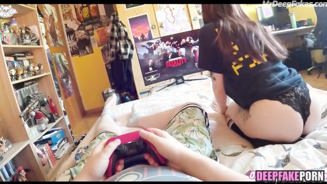 AriaSaki pretending that she wants to play (in fact she wanna fuck) ai