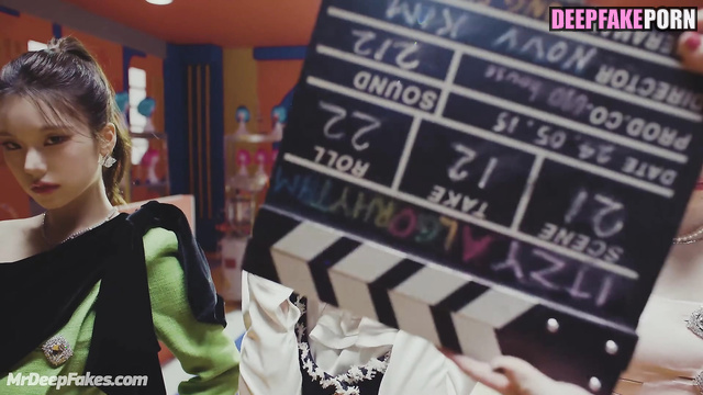 ITZY babes behave like dirty whores, look / pmv porn 있지 가짜 연예인 포르노