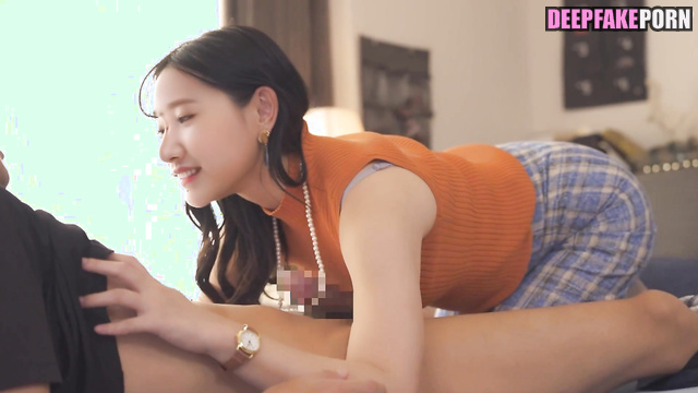 Sex before husband came home from work (올리비아 혜 (이달의 소녀) Olivia Hye ai [PREMIUM]