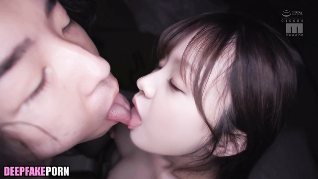 Fake celebrity porn Chuu/츄 makes real sex dreams 가짜 연예인 포르노 LOONA 이달의 소녀 [PREMIUM]