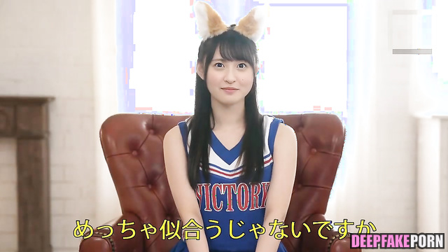 Japanese cheerleader and her first cunni, Endo Sakura (遠藤 さくら 乃木坂46)