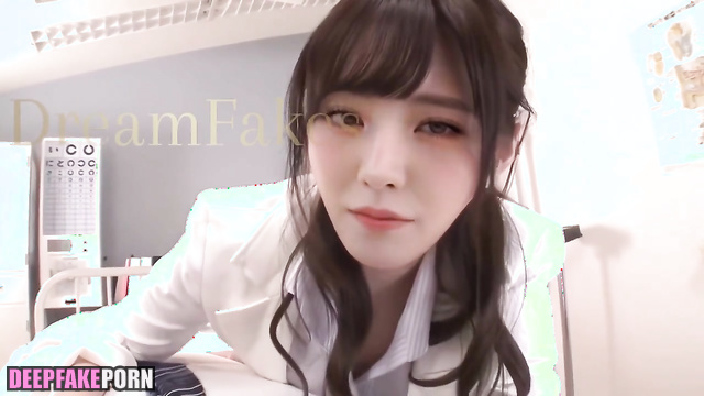 Stranger licking her ass in a locker room, fake Wonyoung アイヴ 本物の偽物