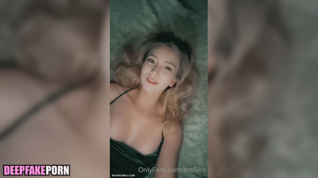 IU looks fabuluous in her new passionate sex video solo 아이유 열정적 섹스 [PREMIUM]