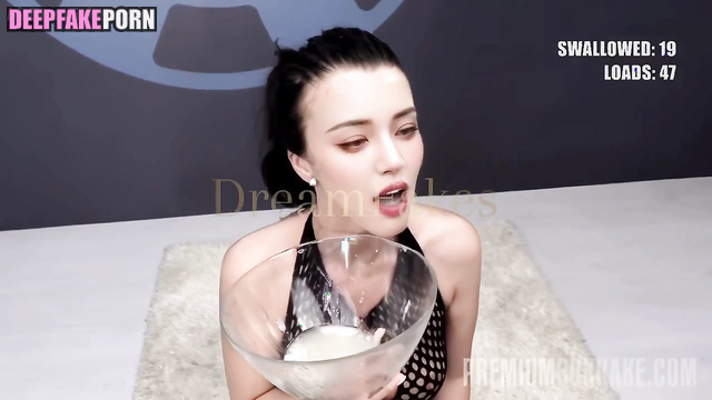 赵露思 假名人色情片 bukkake party is going hot, look / Zhao Lusi smart face change