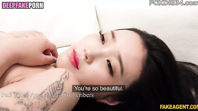 She masturbated and fucked at the porn casting (아이유 딥 페이크 에로틱) IU fakeapp