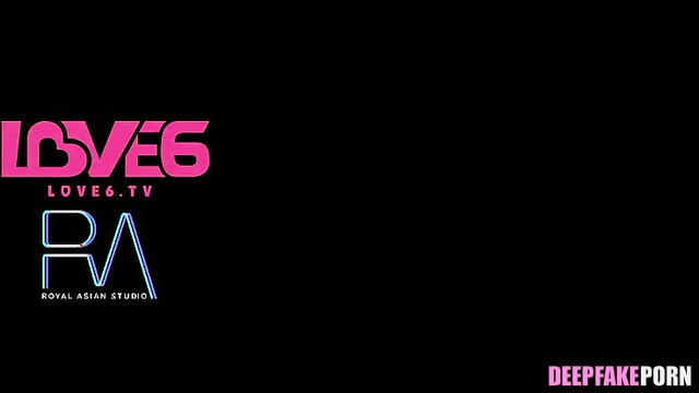 For some reason stranger touched her boobs 周也 充满激情的性爱 Zhou Ye fakeapp [PREMIUM]