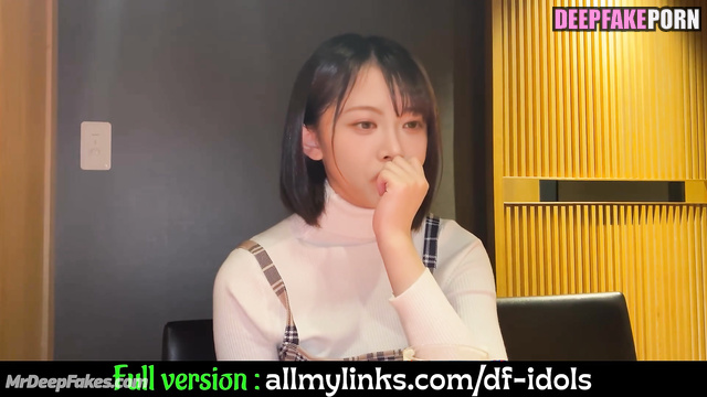 Their mating games began in the bathroom, fake Eunchae (ルセラフィム アダルトビデオ)