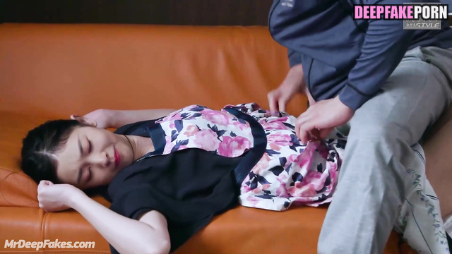 Drunk lady agreed to fuck with her husband's friend 宋轶 網紅 Song Yi ai