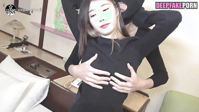Close ups ai scene with IU (아이유 가짜 포르노) and her boy in fetish mask [PREMIUM]