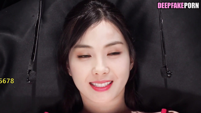 刘涛 假名人色情片 beauty Liu Tao watching in your eyes during sex - pov fakeapp