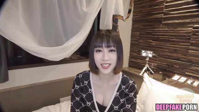 Sex toy stuck in her pussy - Ayaka Miyoshi (三吉彩花 インターネットの有名人) fakeapp [PREMIUM]