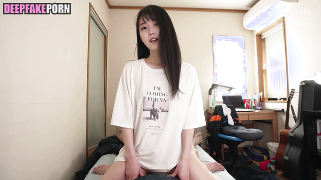 Pretty and cute IU (아이유 딥 페이크 에로틱) saddled a cock so tight, fake porn [PREMIUM]