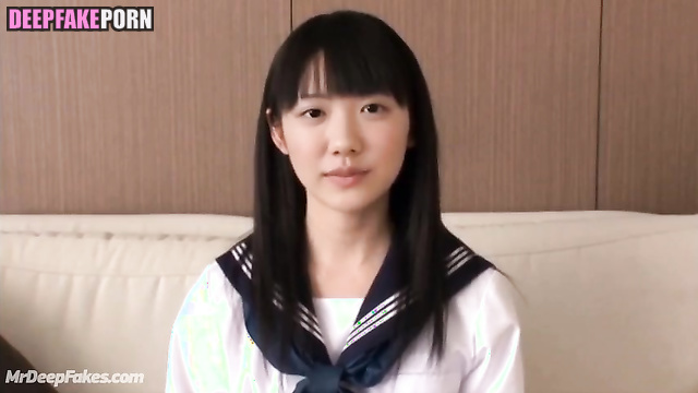 Teen and her first sensations of touching boobs, fake Mana Ashida 芦田愛菜 性別