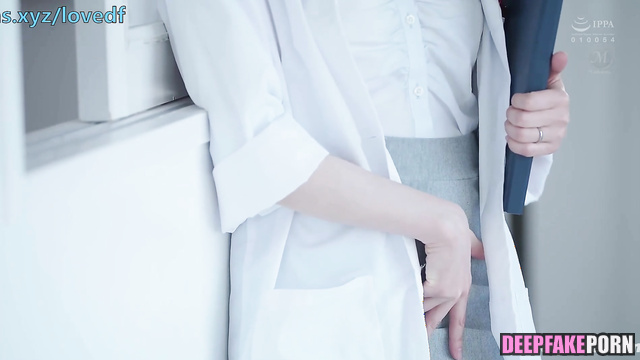 Deepfake 智能換臉 高圆圆 Gao Yuanyuan waited when the lecture will end to suck my cock