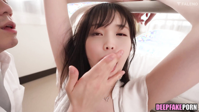 If 성인 IU wanna be a good nurse - she has to learn how to sick dick (adult) 아이유 [PREMIUM]