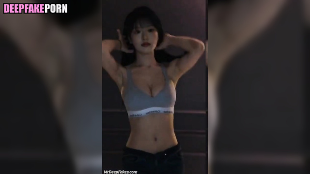 Busty Kpop idol Yujin アイヴ pleases fans with new dance video IVE 本物の偽物 real fake