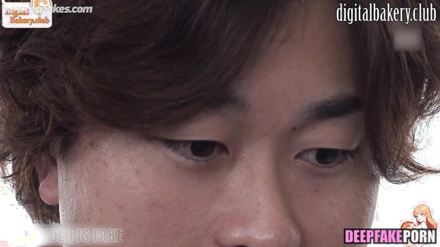 She woke him up to make him handjob - Luda face swap 宇宙少女 インターネットの有名人