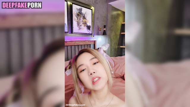 While 家寧/Chia Ning is alone she releases her dirty fantasies 智能換臉 deepfake