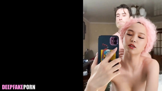 Blowjob on the beach with pebbles, watch now / Jennie (제니 블랙핑크) face swap